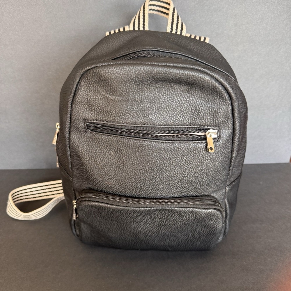 Thirty-One Boutique Backpack Black Beauty Pebble Retired